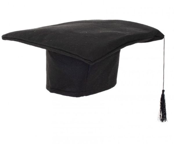 Graduation hats passed in 3 sizes graduated master
