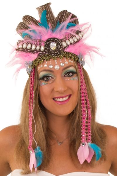 Headdress feathers Sioux Carnival Rio
